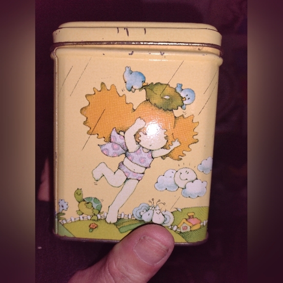 Hallmark Save for a Rainy Day Collectible Metal Storage Coin Savings Box Tin - Picture 2 of 6